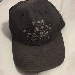 Northface snap back hat